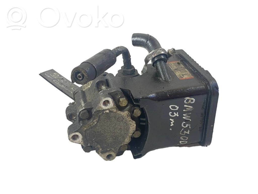 BMW 5 E39 Power steering pump 