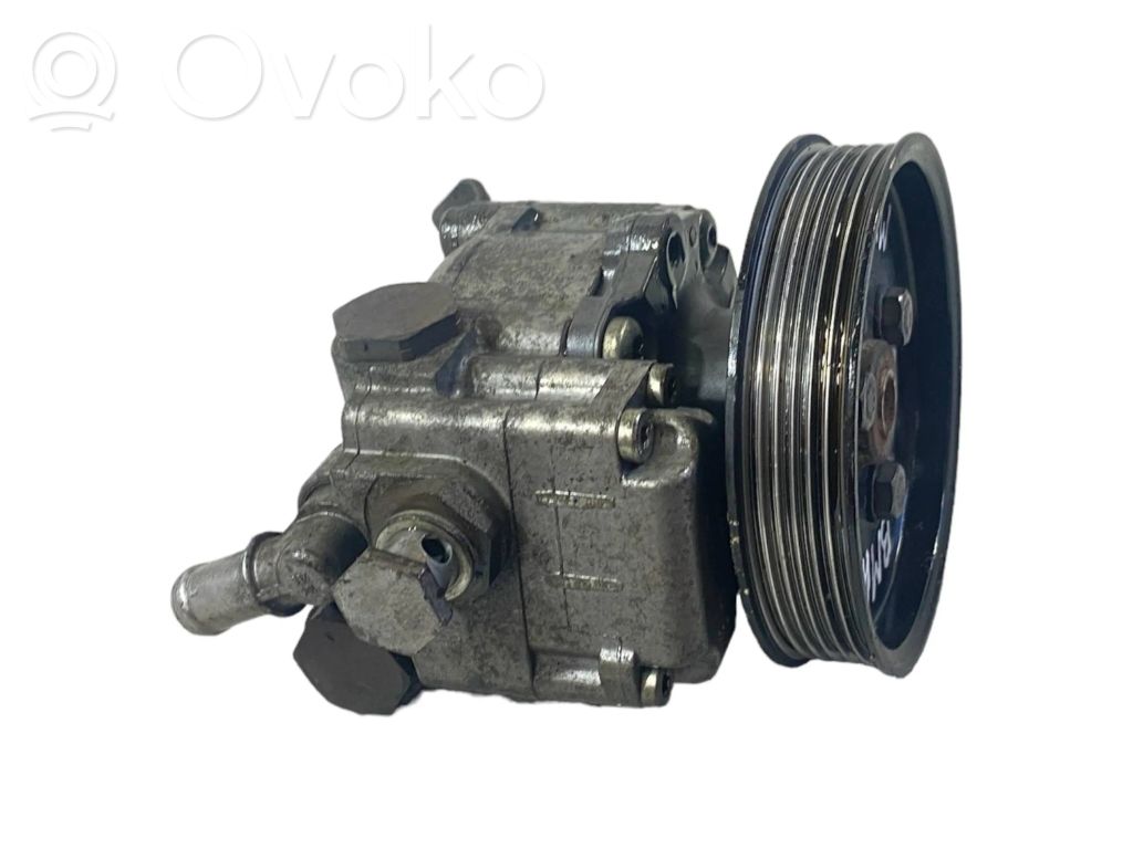 BMW 5 E60 E61 Ohjaustehostimen pumppu 