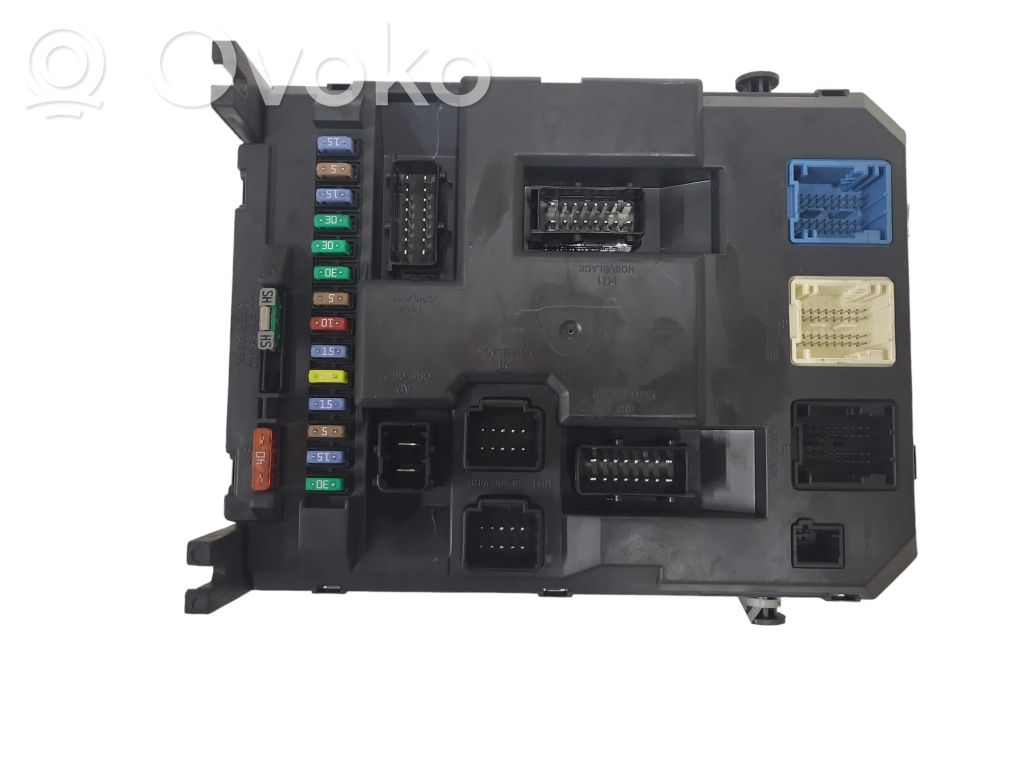 Citroen DS3 Fuse module 