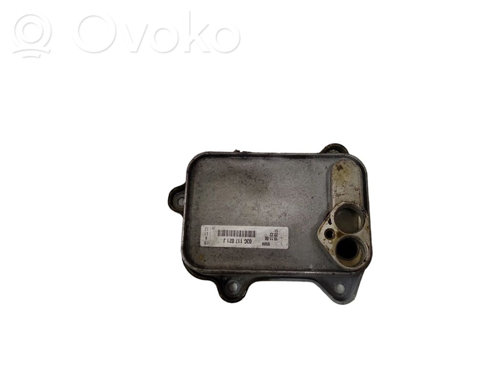 Audi A3 S3 8P Supporto di montaggio del filtro dell’olio