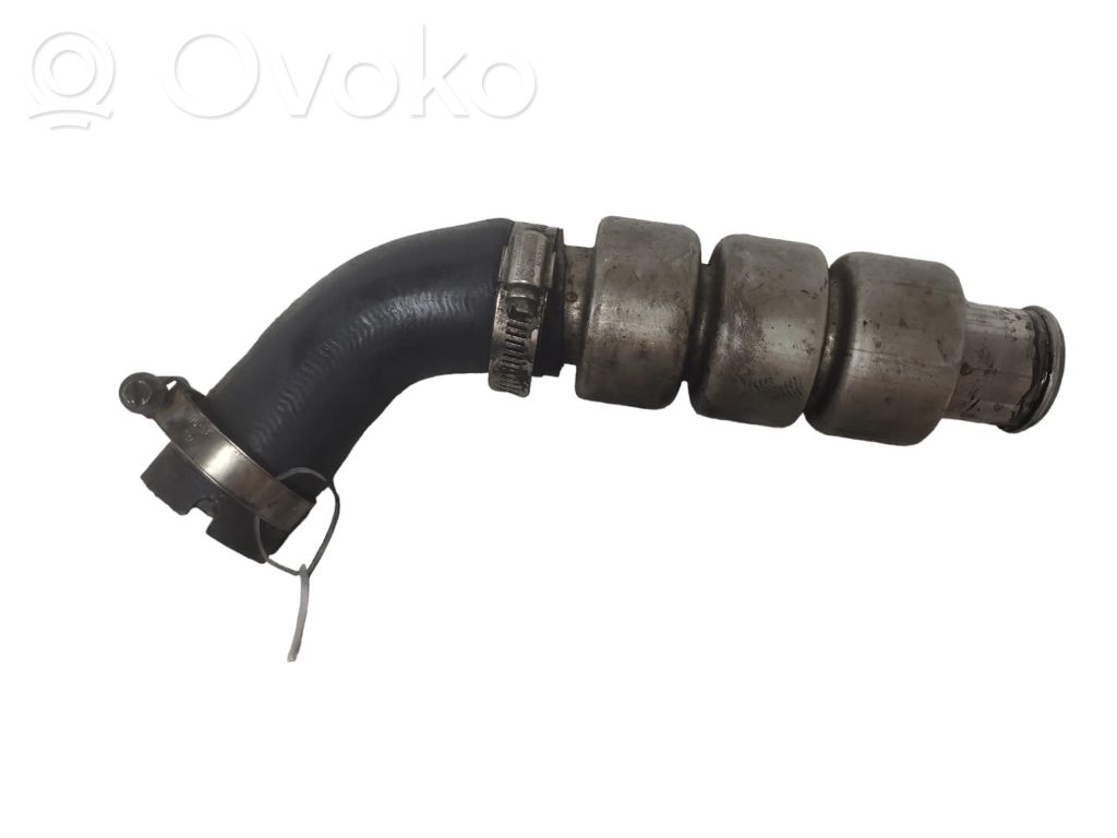 Intercooler hose/pipe