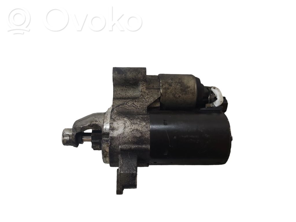 Motor de arranque   06D911021B