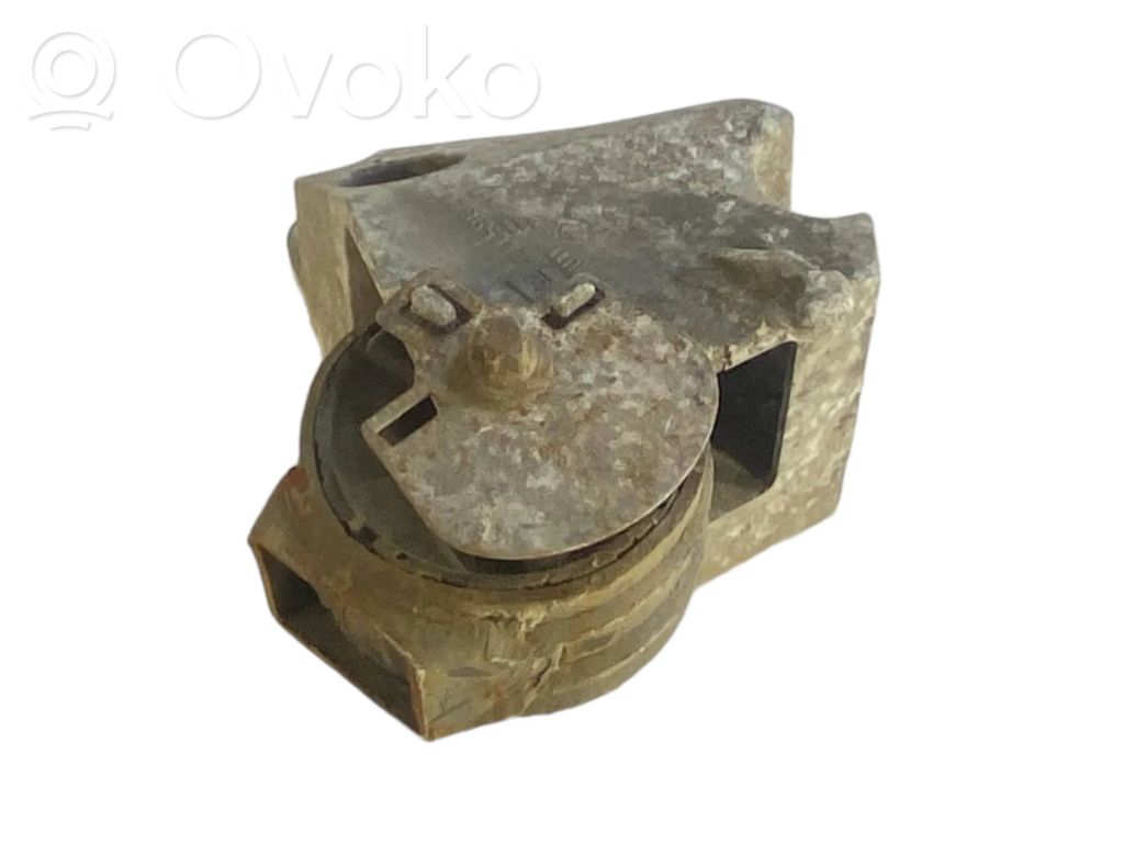 Engine mounting bracket   24459821,0115