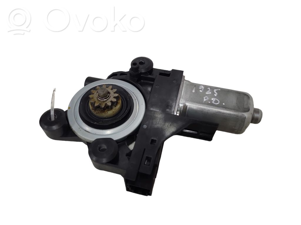 Volvo V70 Silnik regulatora szyby drzwi przednich 