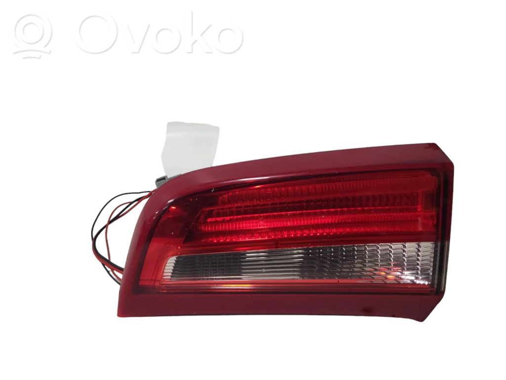 Volvo S60 Luci posteriori del portellone del bagagliaio