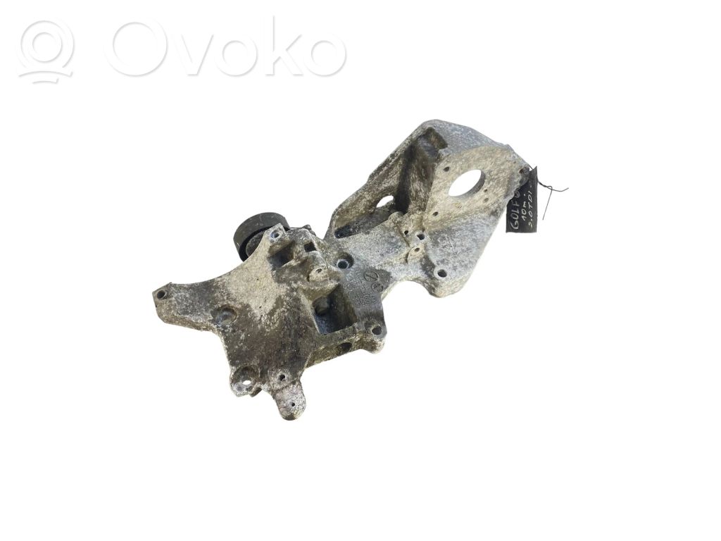 Volkswagen Golf VI Supporto del generatore/alternatore