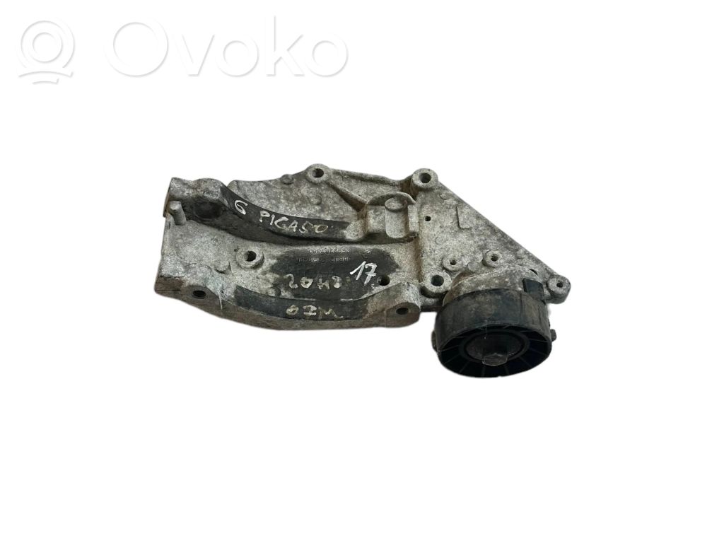 Citroen C4 Grand Picasso Mocowanie alternatora 