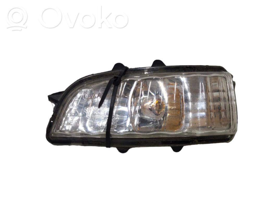 Volvo C30 Mirror indicator light 
