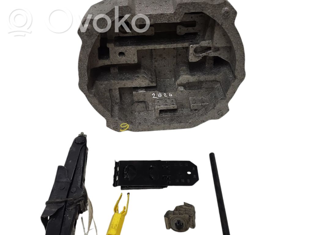 Citroen C5 Tool set 