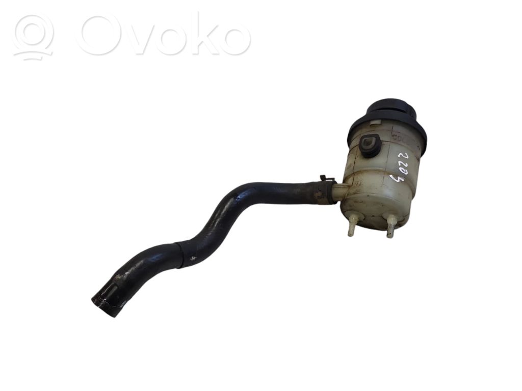 Ohjaustehostimen nestesäiliö   571503E100