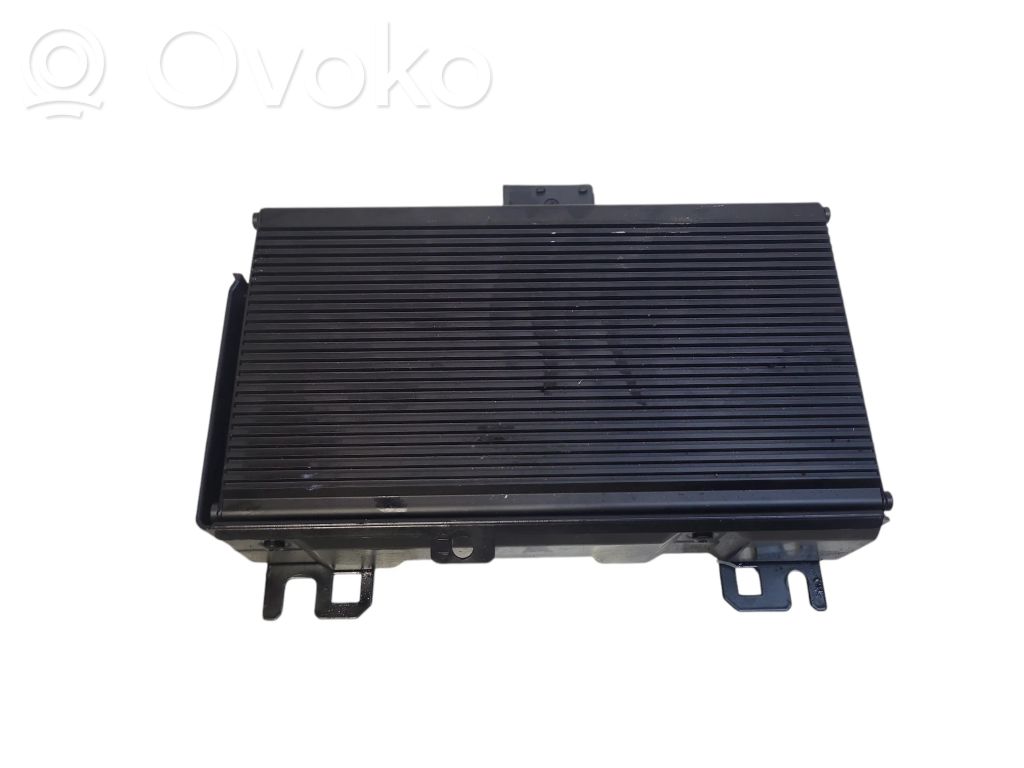 Citroen C6 Sound amplifier 