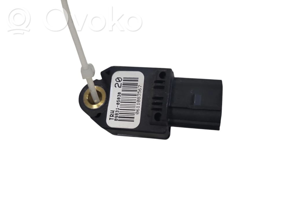 Toyota Avensis T270 Sensore d’urto/d'impatto apertura airbag 