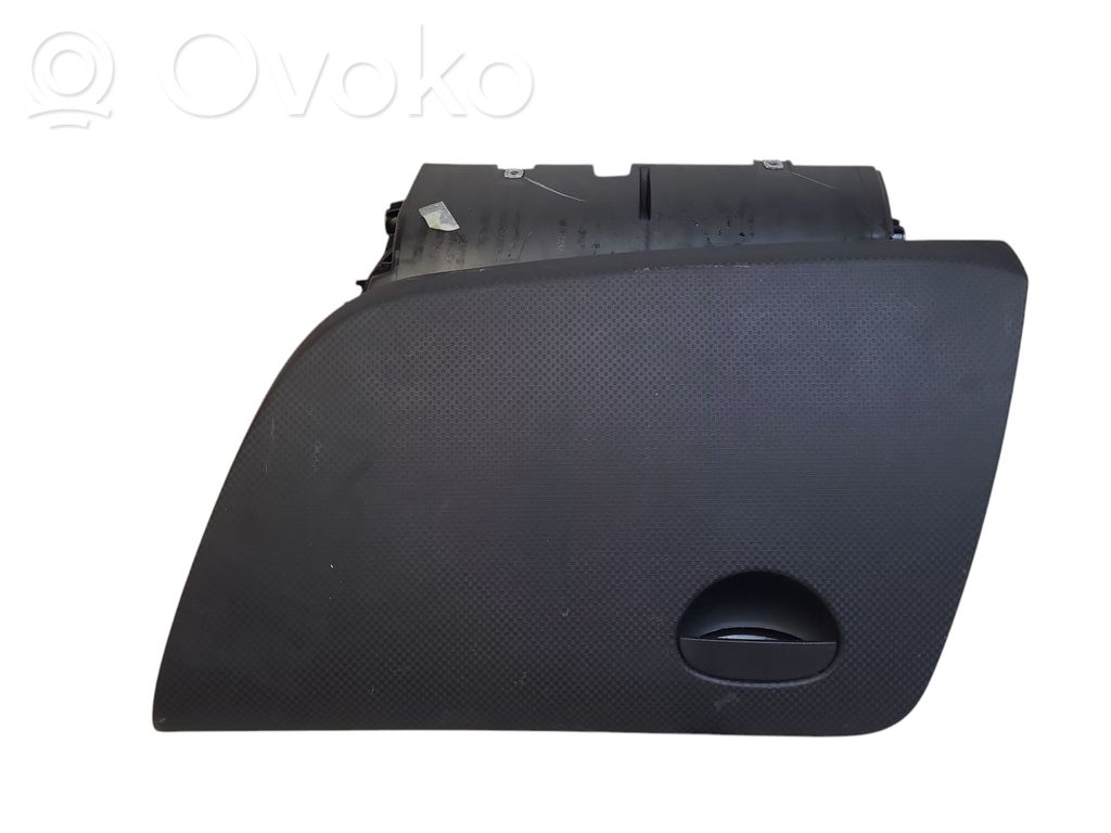 Seat Toledo III (5P) Guantera 