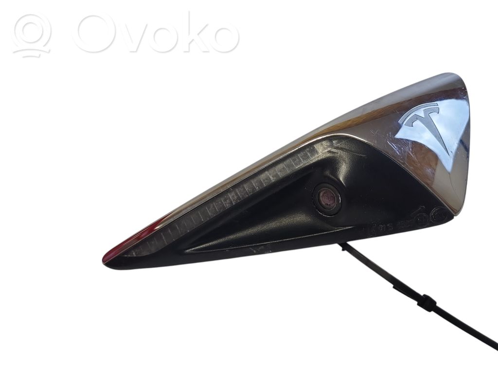 Tesla Model S Side fender camera 