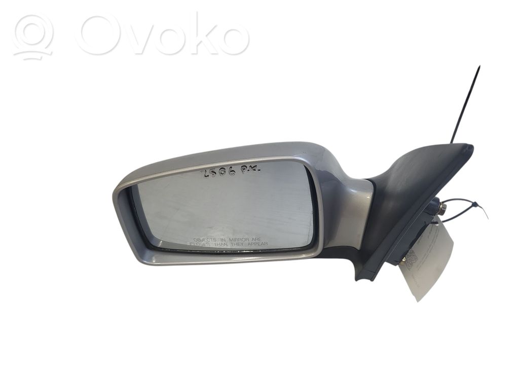 KIA Sportage Front door electric wing mirror 