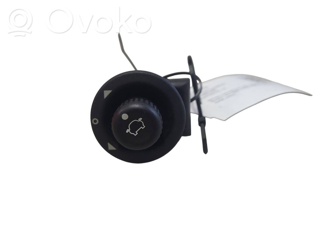 Ford Fiesta Interruptor del espejo lateral 