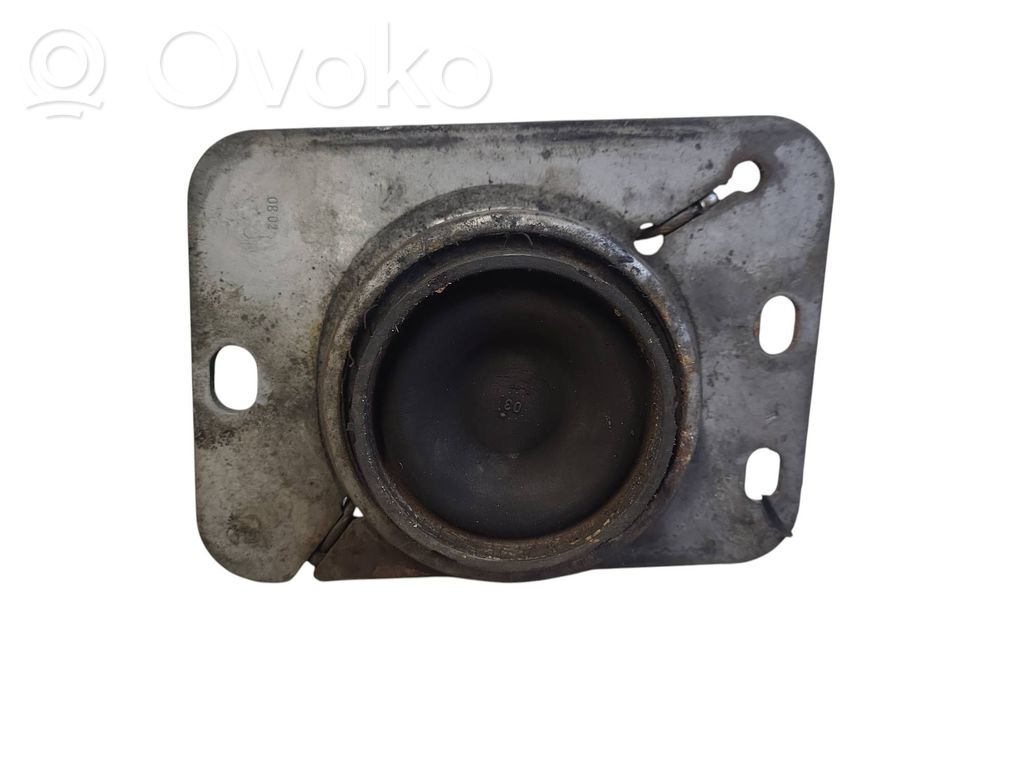 Renault Trafic II (X83) Engine mount bracket 