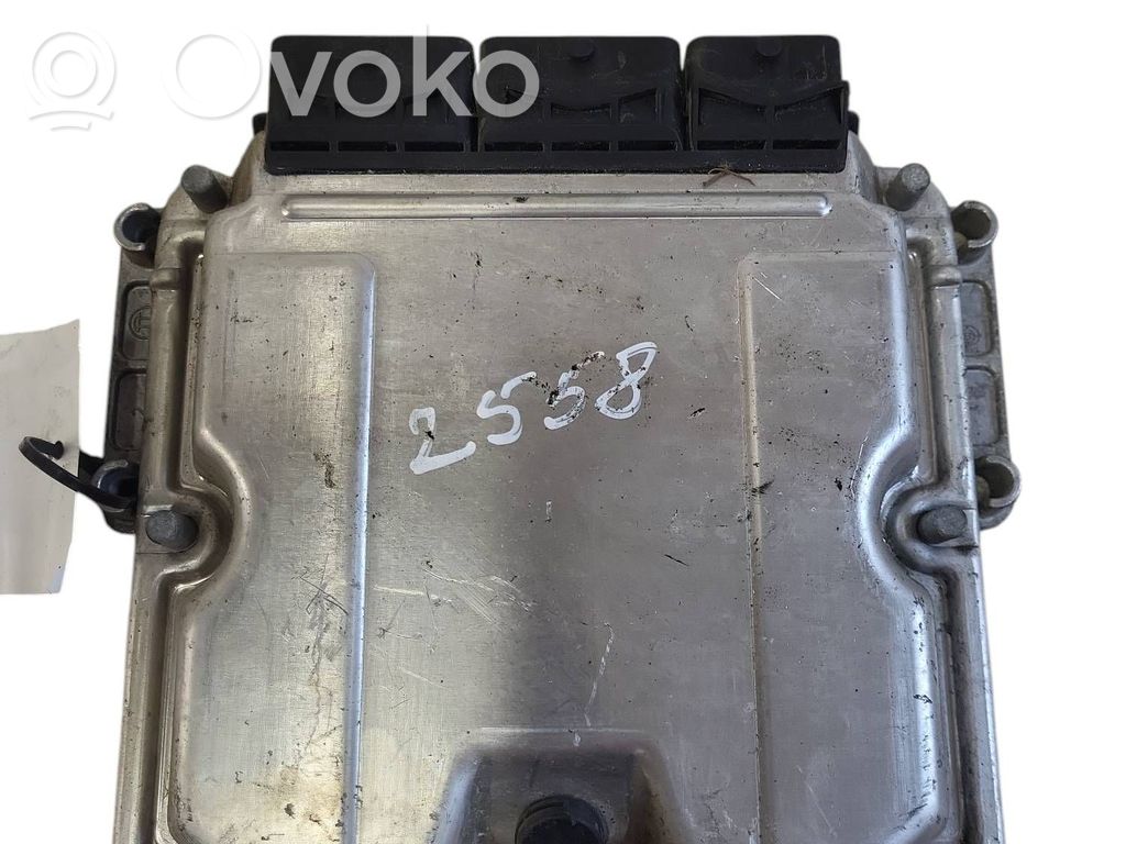 Renault Trafic II (X83) Engine control unit/module 