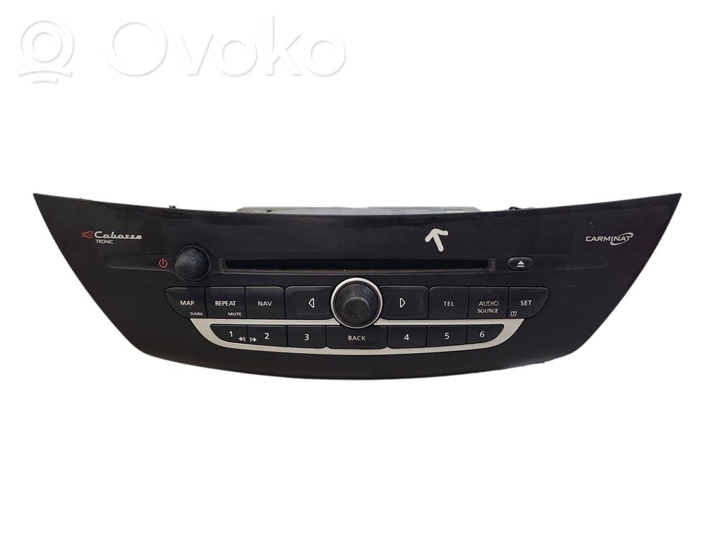 Renault Laguna III Panel / Radioodtwarzacz CD/DVD/GPS 