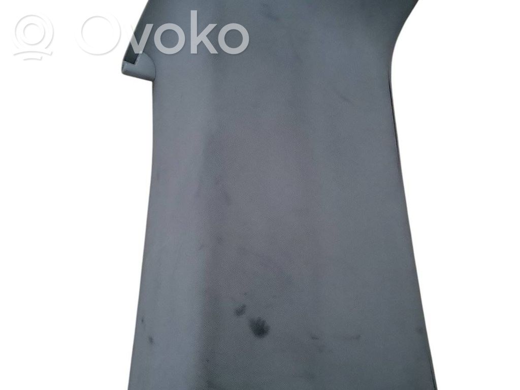 Osłona środkowa słupka / C   7H5867246D6K8