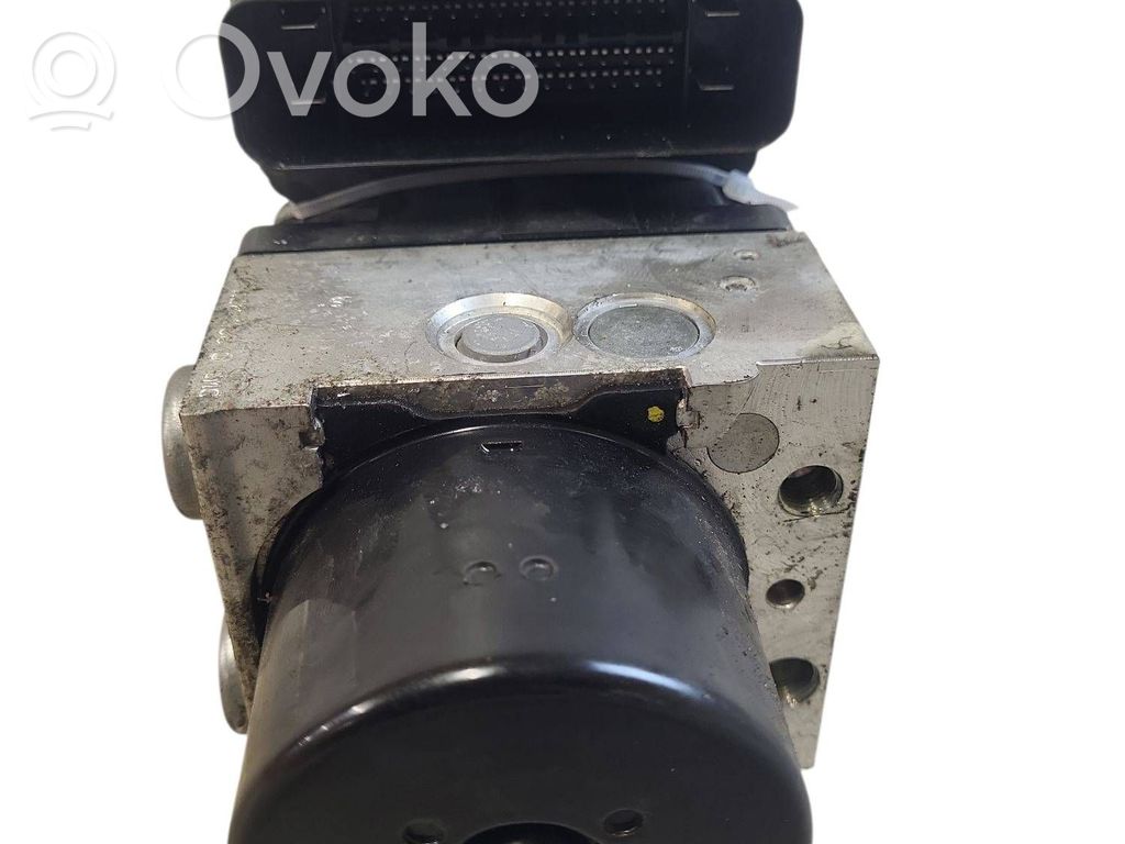 Bomba de ABS   30681619,000404972C1,8G9N2C405AC
