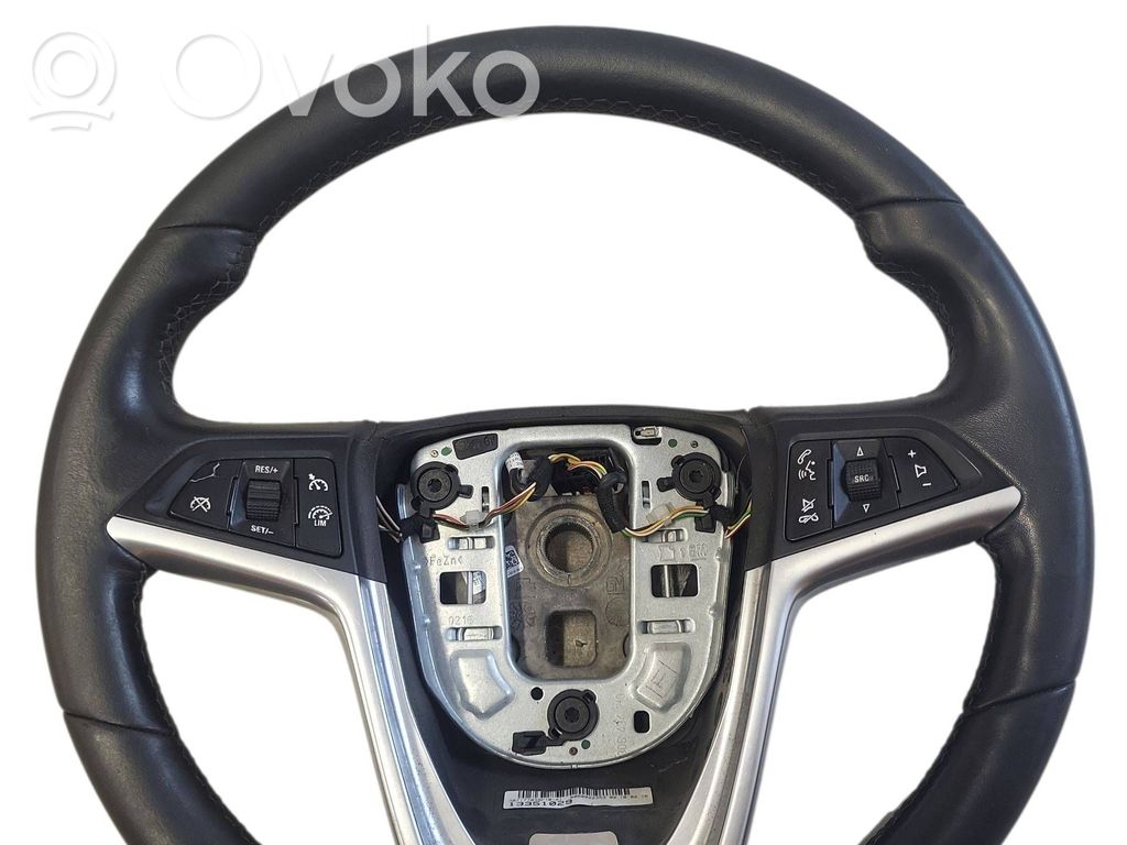 Opel Zafira C Ohjauspyörä 