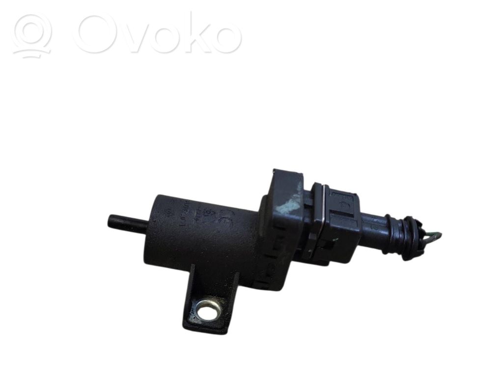 Renault Laguna III Solenoid supapă turbosuflantă 