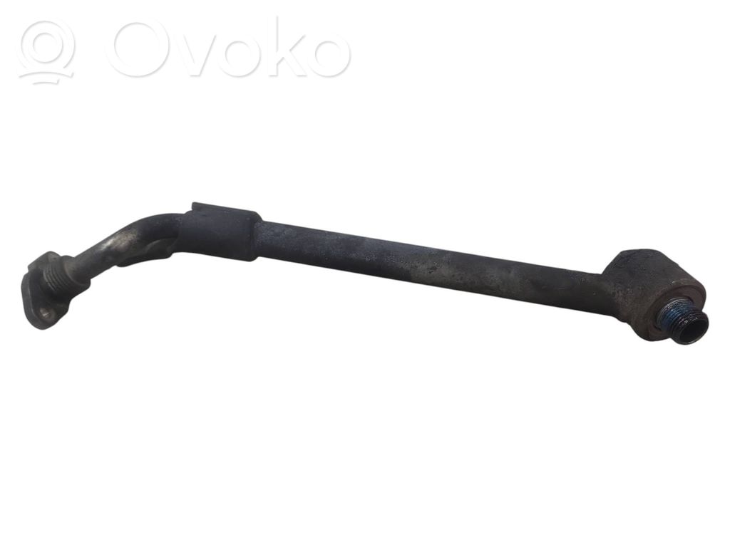 Volkswagen PASSAT B6 Tubo flessibile mandata olio del turbocompressore turbo