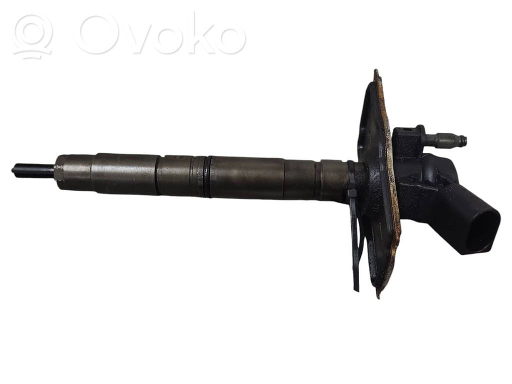 Volkswagen PASSAT CC Injector combustibil