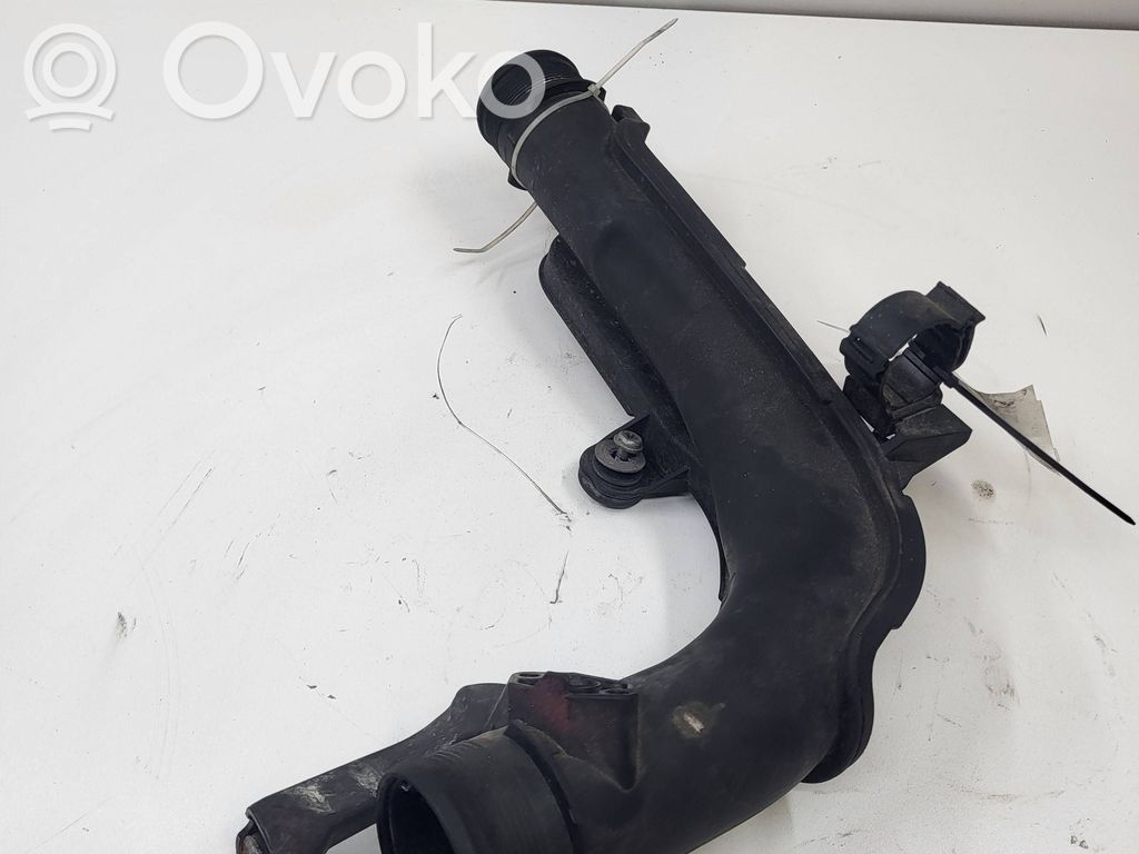 Volkswagen PASSAT B7 Tubo flessibile intercooler