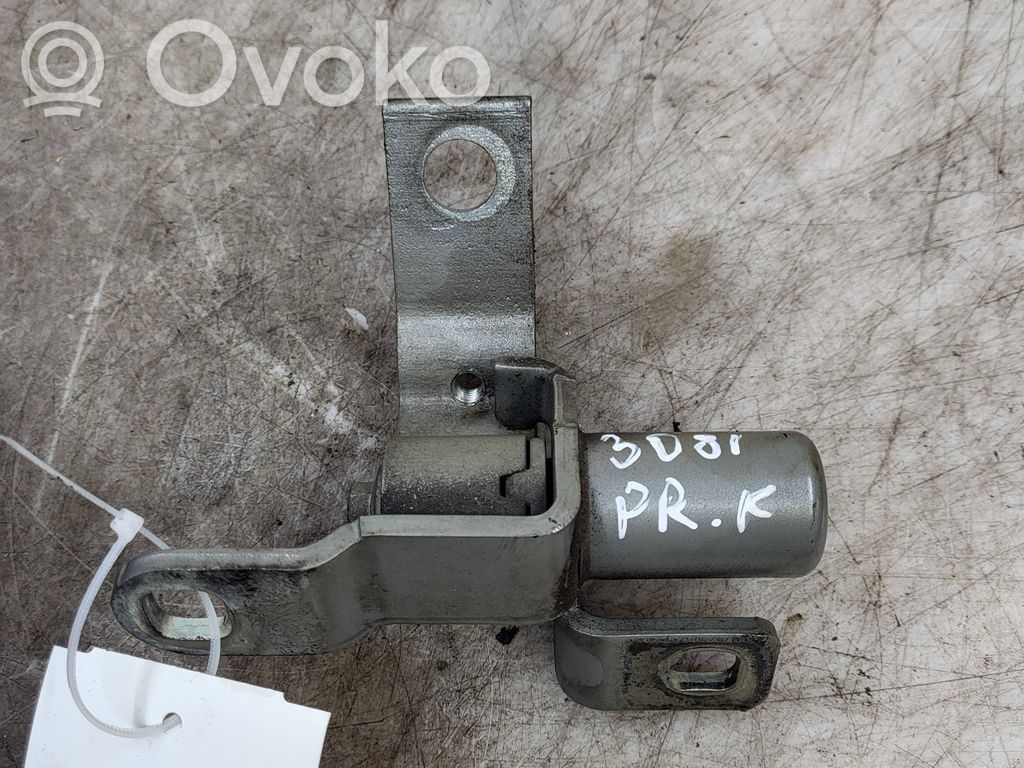 Ford Mondeo MK IV Zawias górny drzwi przednich 