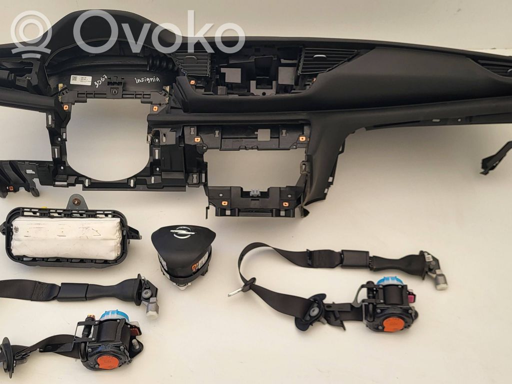 Opel Insignia B Zestaw poduszek powietrznych z panelem 