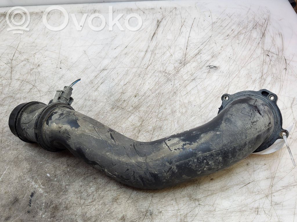 Mercedes-Benz Vito Viano W639 Furtun/conductă intercooler