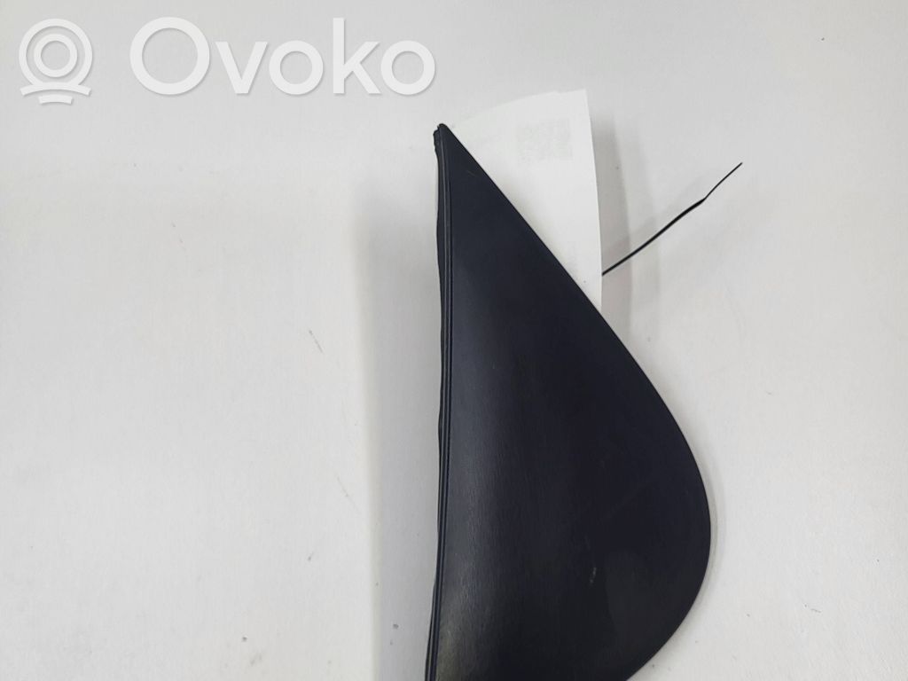 Opel Vivaro Rivestimento parafango (modanatura)