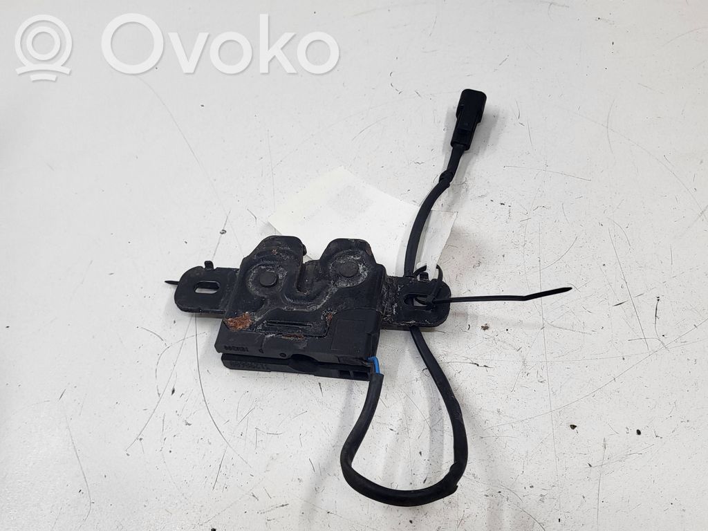 Volvo V70 Încuietoare capotă