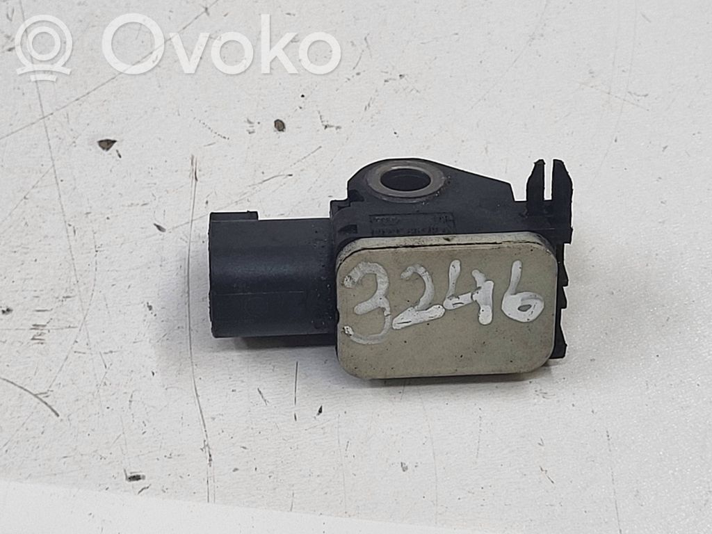 Volvo V70 Turvatyynyn törmäysanturi