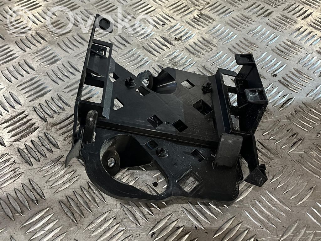 Engine mount bracket   5WA906507,5WA906507