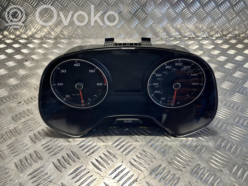 Seat Ateca Speedometer (instrument cluster) 