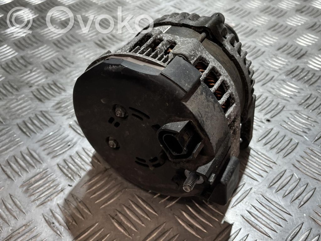 Audi A4 S4 B9 Ģenerators 