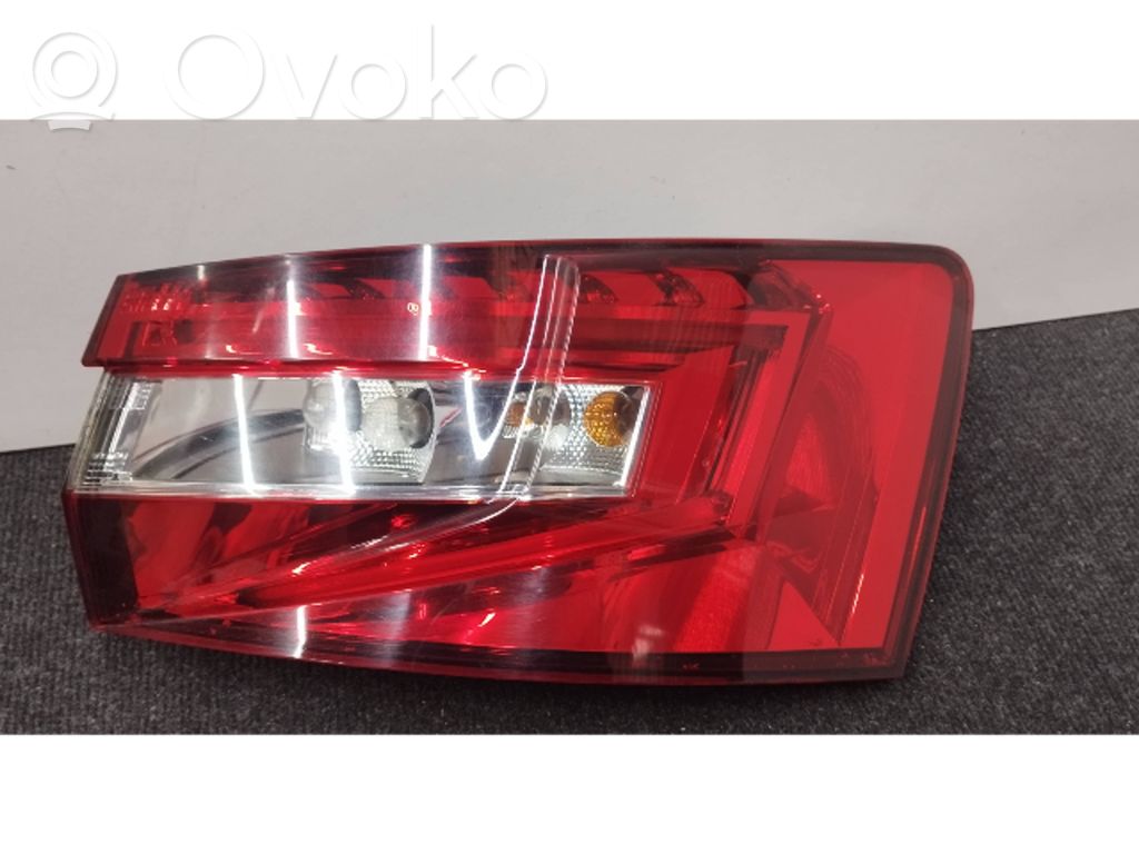 Skoda Superb B8 (3V) Lampa tylna 