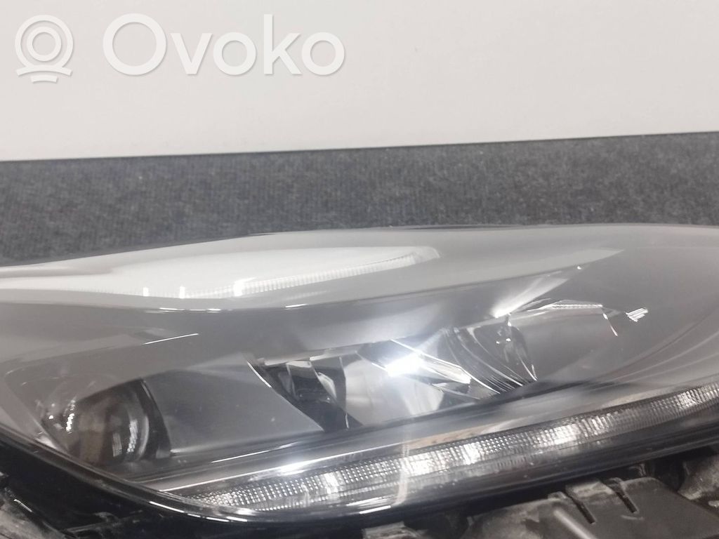 Tesla Model 3 Lampa przednia 