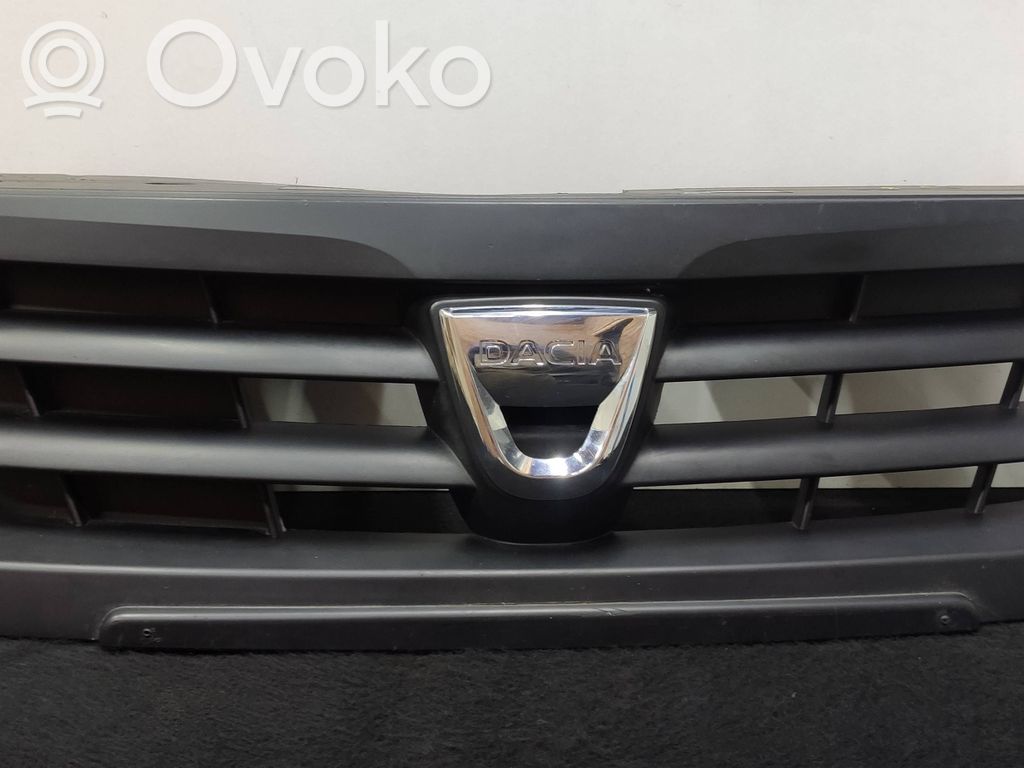 Dacia Dokker Front grill 