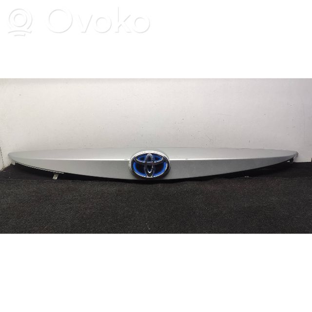 Toyota Auris E180 Moldura de la puerta trasera 