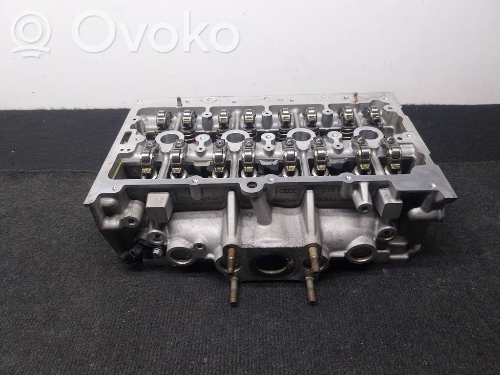 Skoda Octavia Mk3 (5E) Culata del motor 