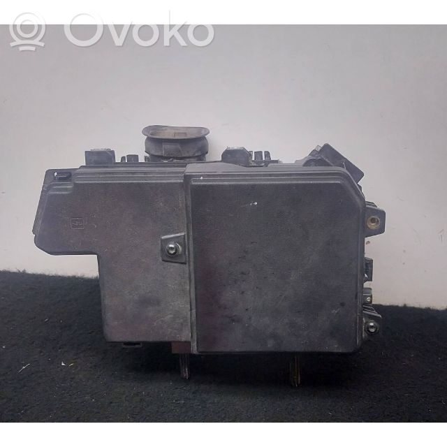 Renault Megane IV Fuse module 