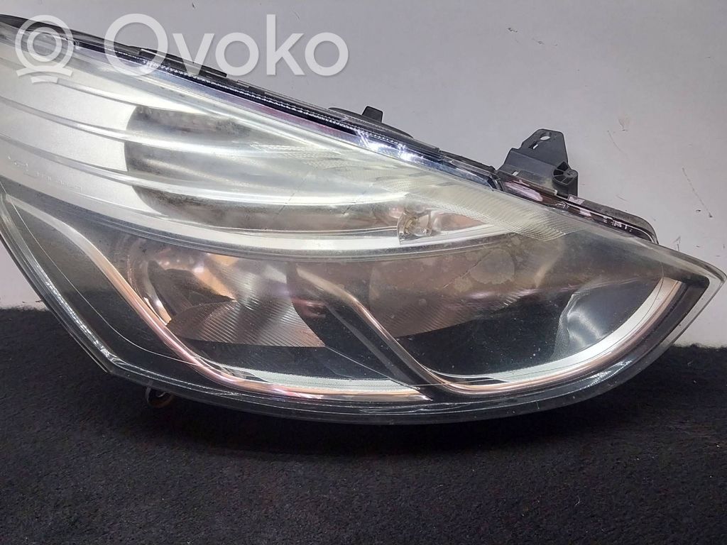 Renault Clio IV Scheinwerfer 