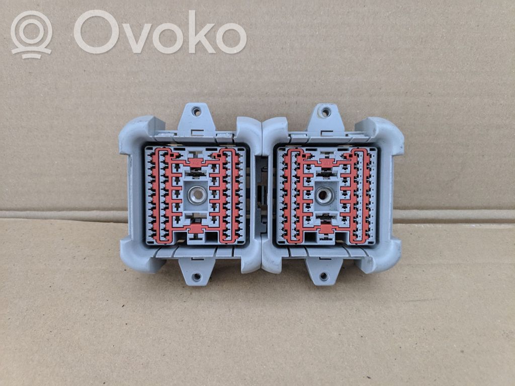 Volvo XC90 Fuse module 