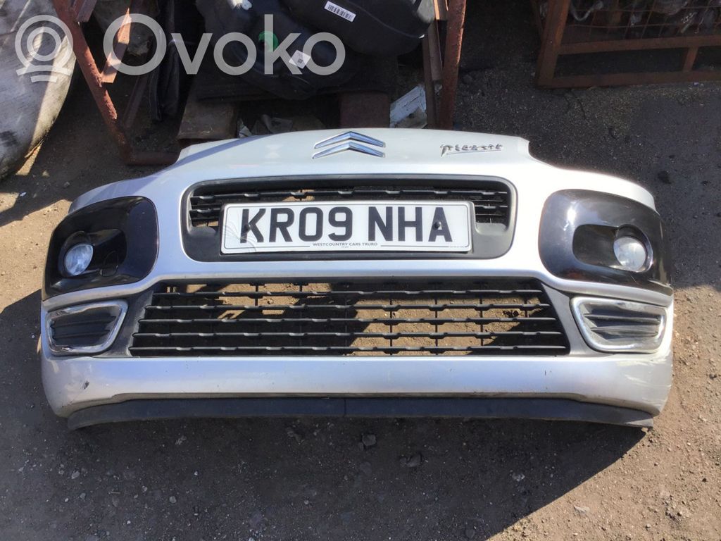 Front bumper   OEM
