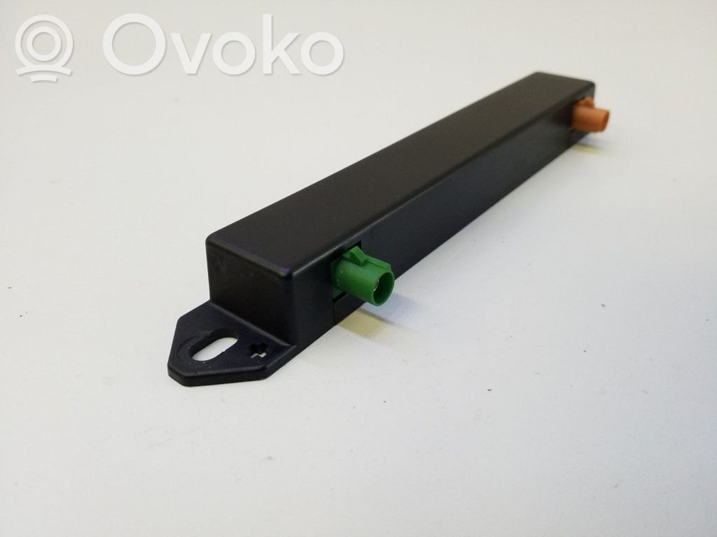 Antenna control unit   68227177AA