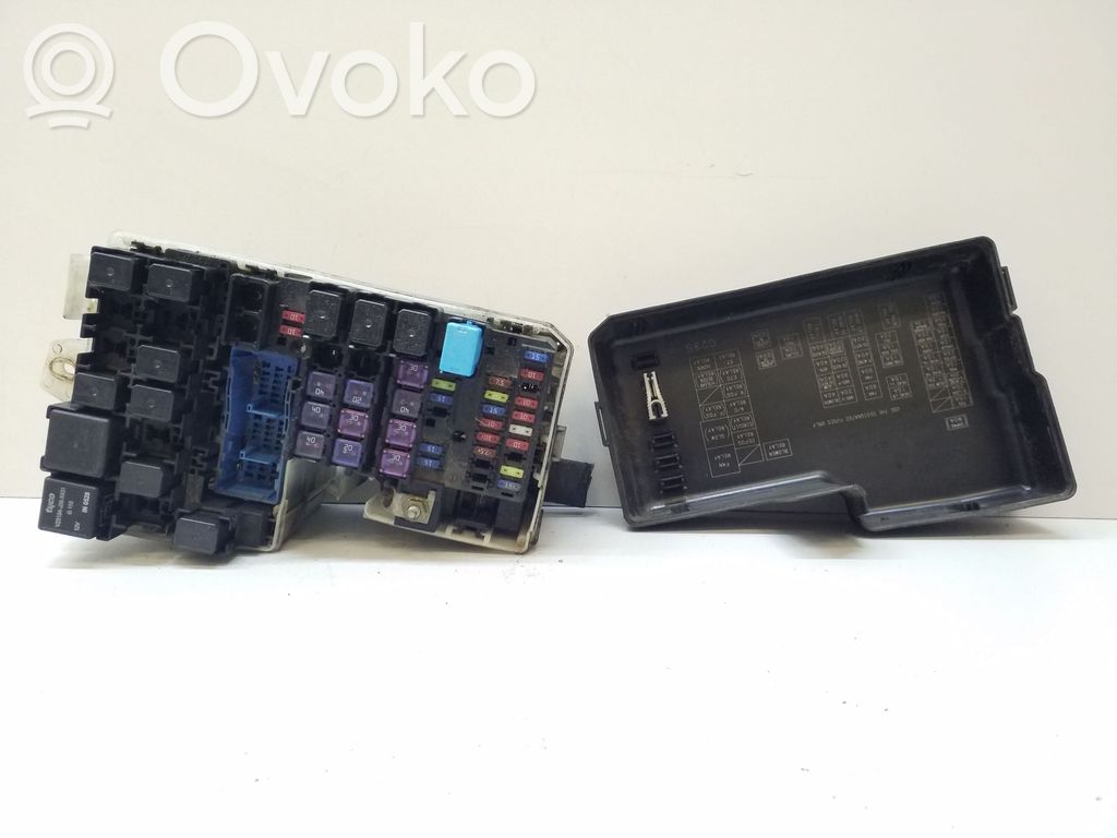 Mazda 5 Fuse module 